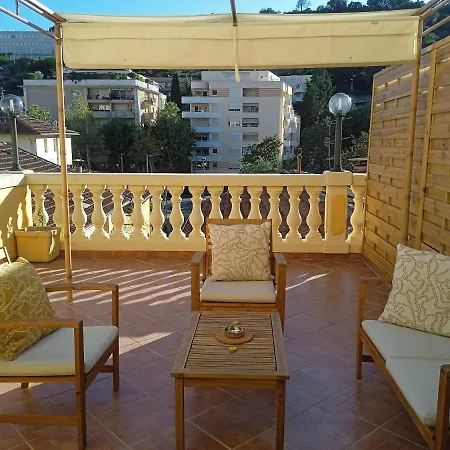 Grande Terrasse Au Calme Apartment *